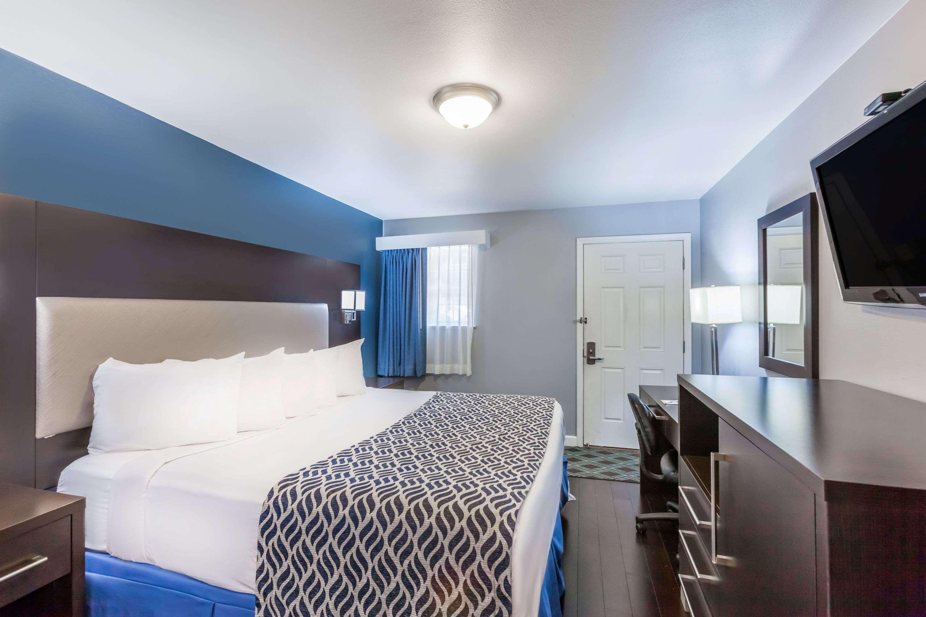 Days Inn By Wyndham Austin/University/Downtown Kültér fotó