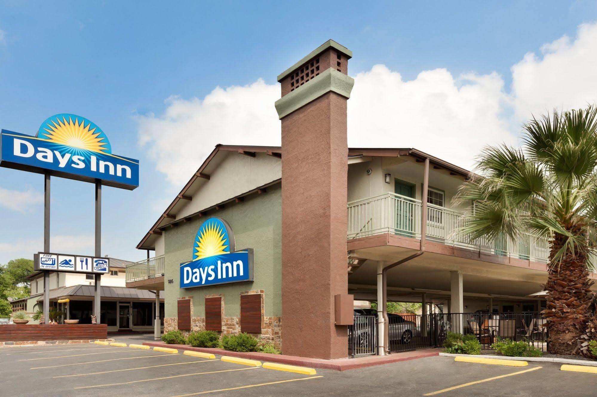Days Inn By Wyndham Austin/University/Downtown Kültér fotó
